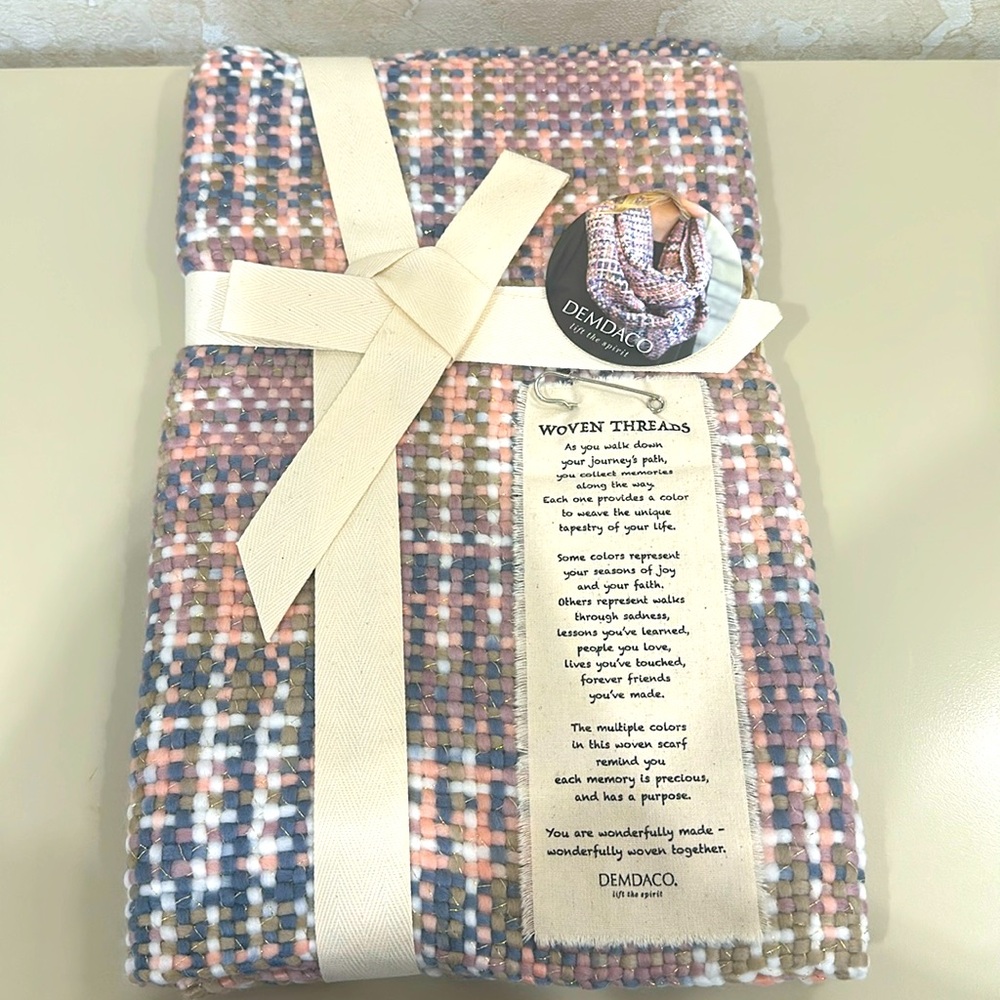 DEMDACO Infinity Scarf